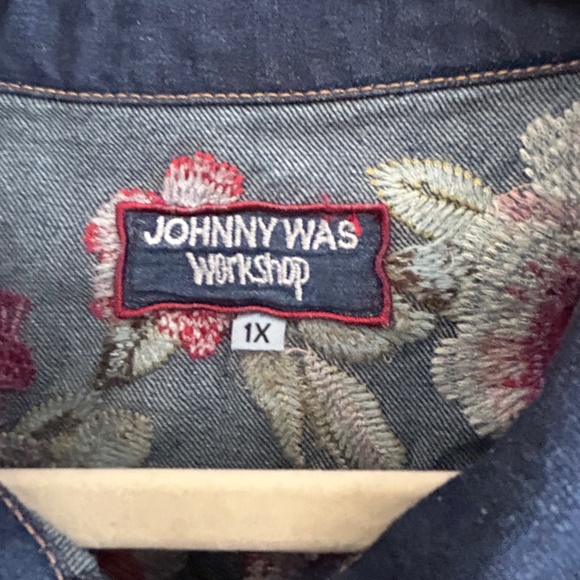Johnny Was Embroidered Denim Jacket 1x - Picture 3 of 6